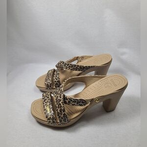 Crocs Cyprus IV Leopard Heel Sandals Womens Size 10- Rare style!
